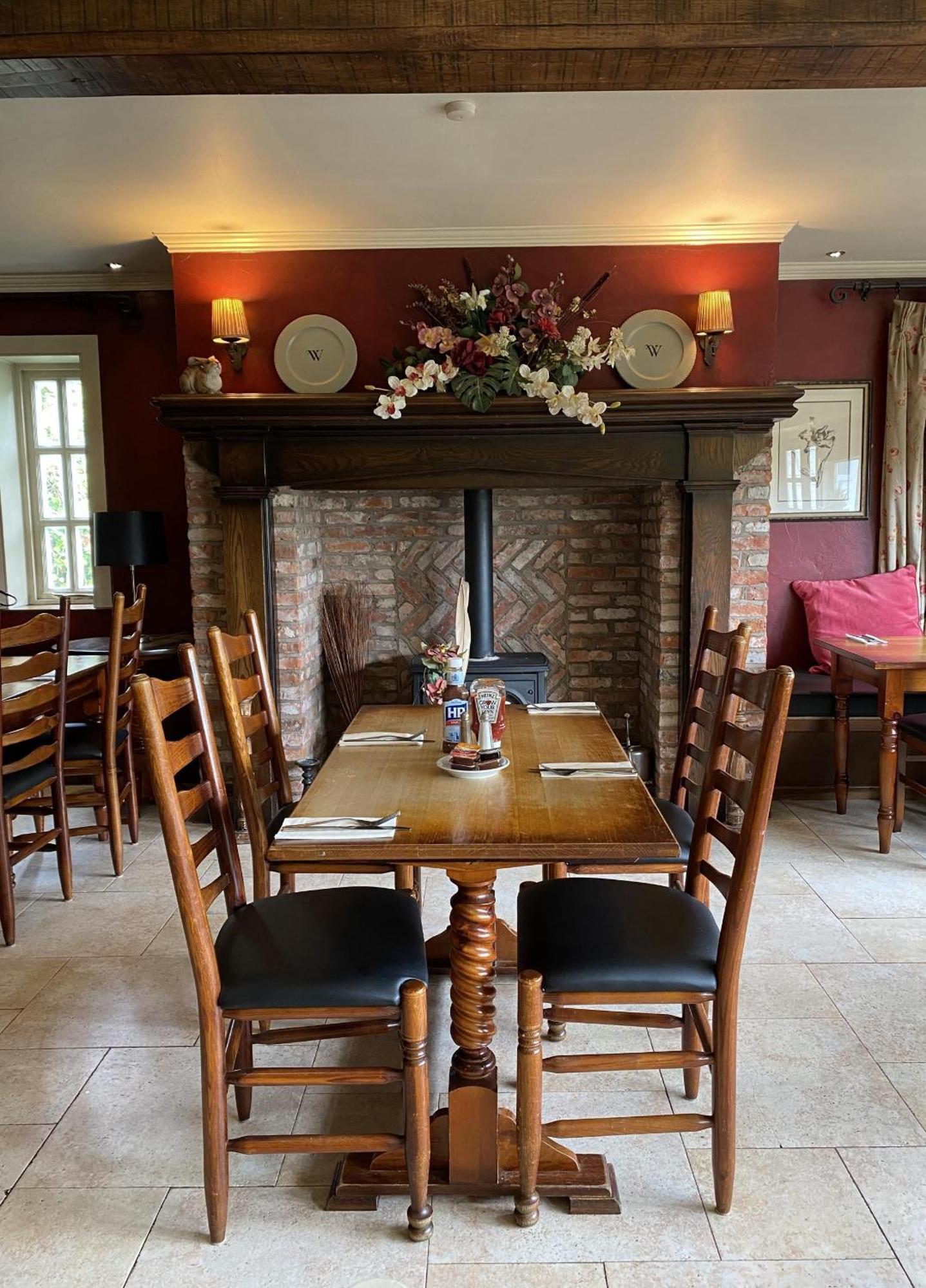 The Windmill Inn Knutsford Eksteriør bilde